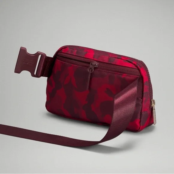 Lululemon Red Rabbit Camo Lunar New Year Everywhere Belt Bag Extended Strap - Picture 6 of 14
